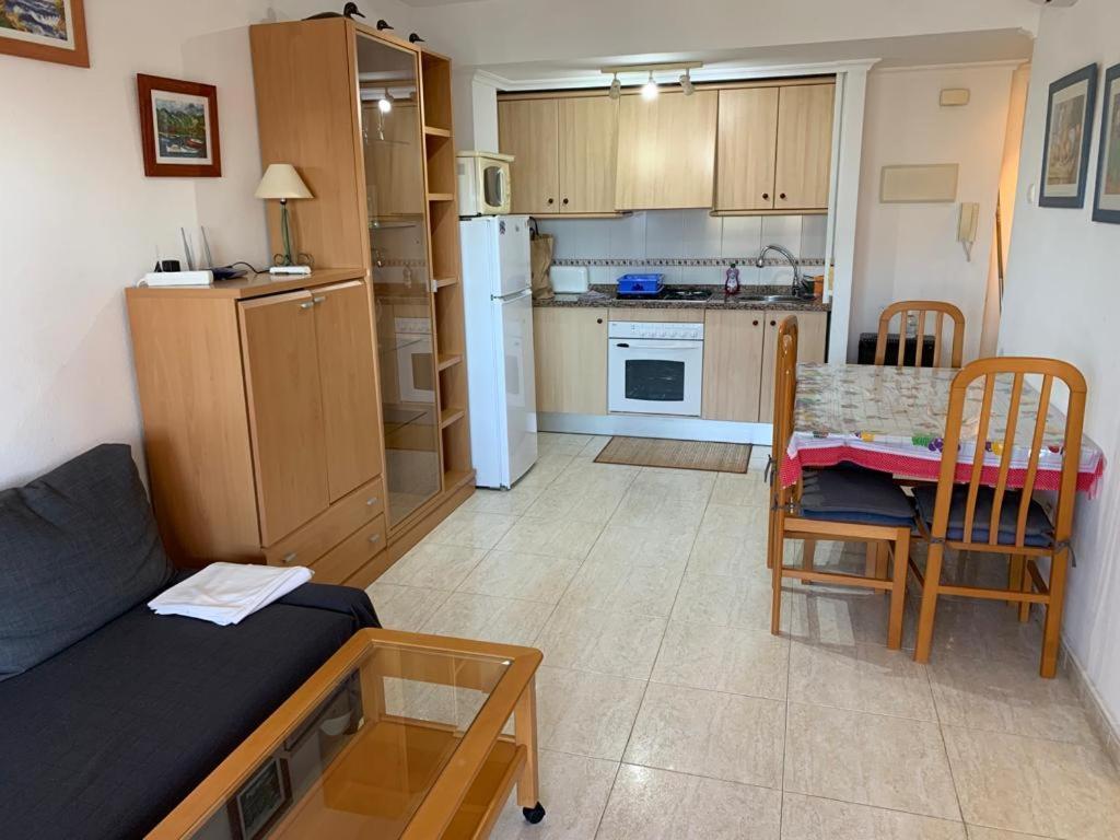 Service Apart Lazaro - Coral Beach - Vistas กัลเป ภายนอก รูปภาพ
