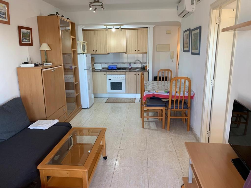 Service Apart Lazaro - Coral Beach - Vistas กัลเป ภายนอก รูปภาพ